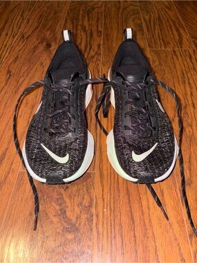Nike Black & White Flyknit Running Sneakers